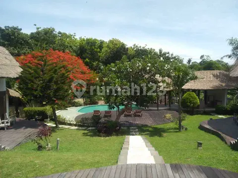 23% off: 6-bed garden estate on 2,090 m² in Tibubeneng, Canggu